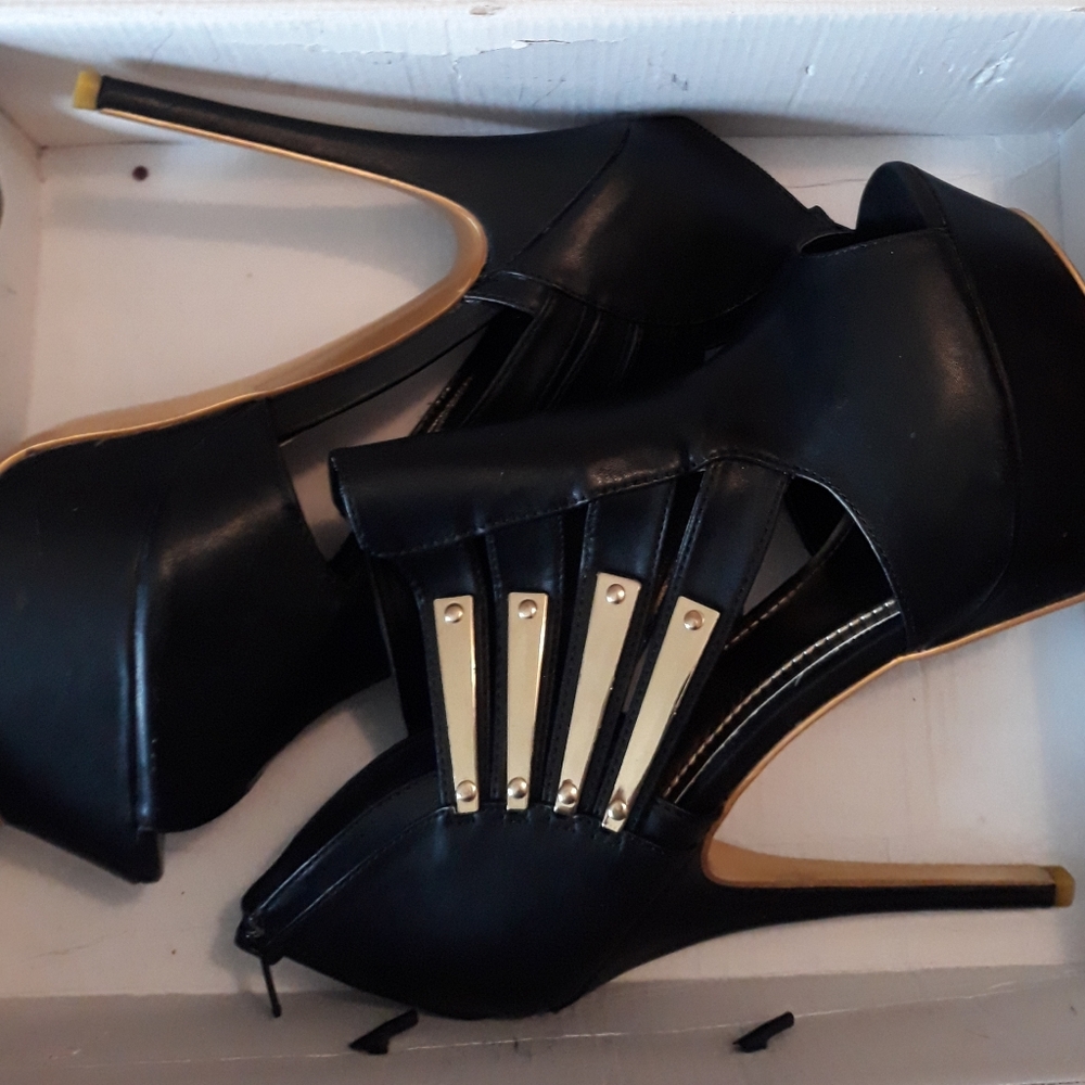Shoes